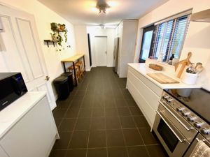 Kitchen- click for photo gallery